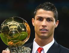 大坂直美在热火比赛中出色防守，表现优异引发热议！赢得满堂喝彩