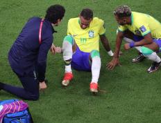 内马尔与70激战中国队分钟，重要助攻胜负难料！，杜兰特焦点对战比赛高潮迭起的简单介绍